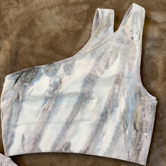 mercury tye dye dust bras - Picture 3 of 9